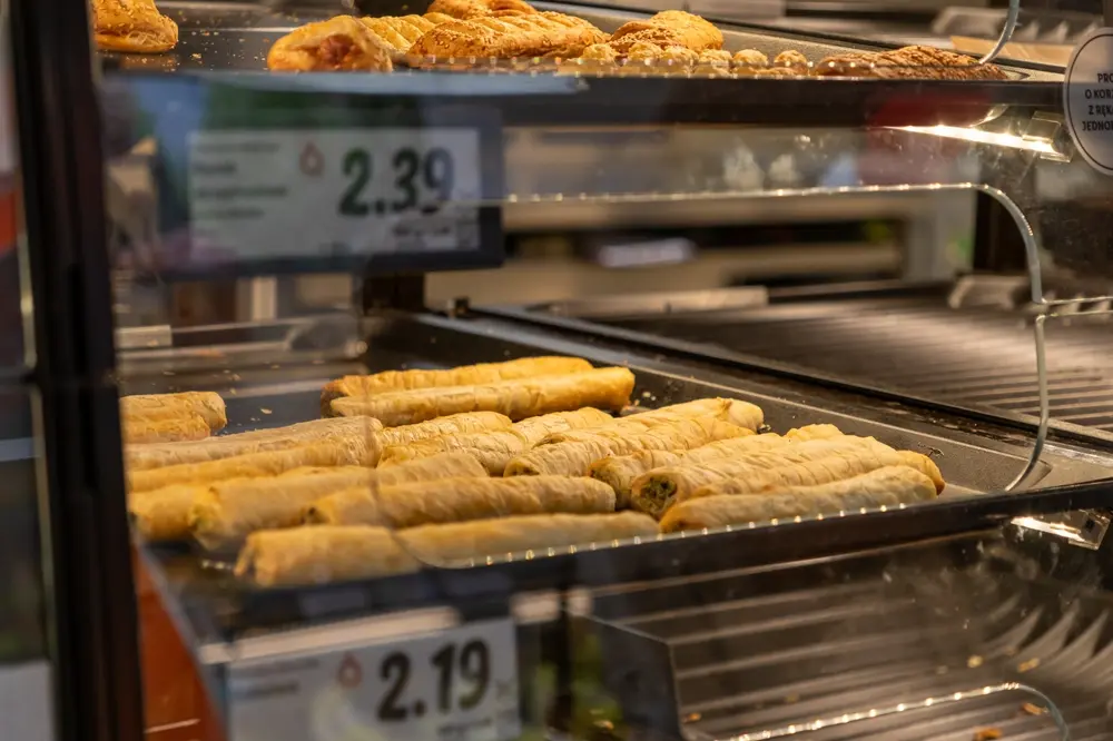 Hot Food Display Cases for Different Operations in Memphis